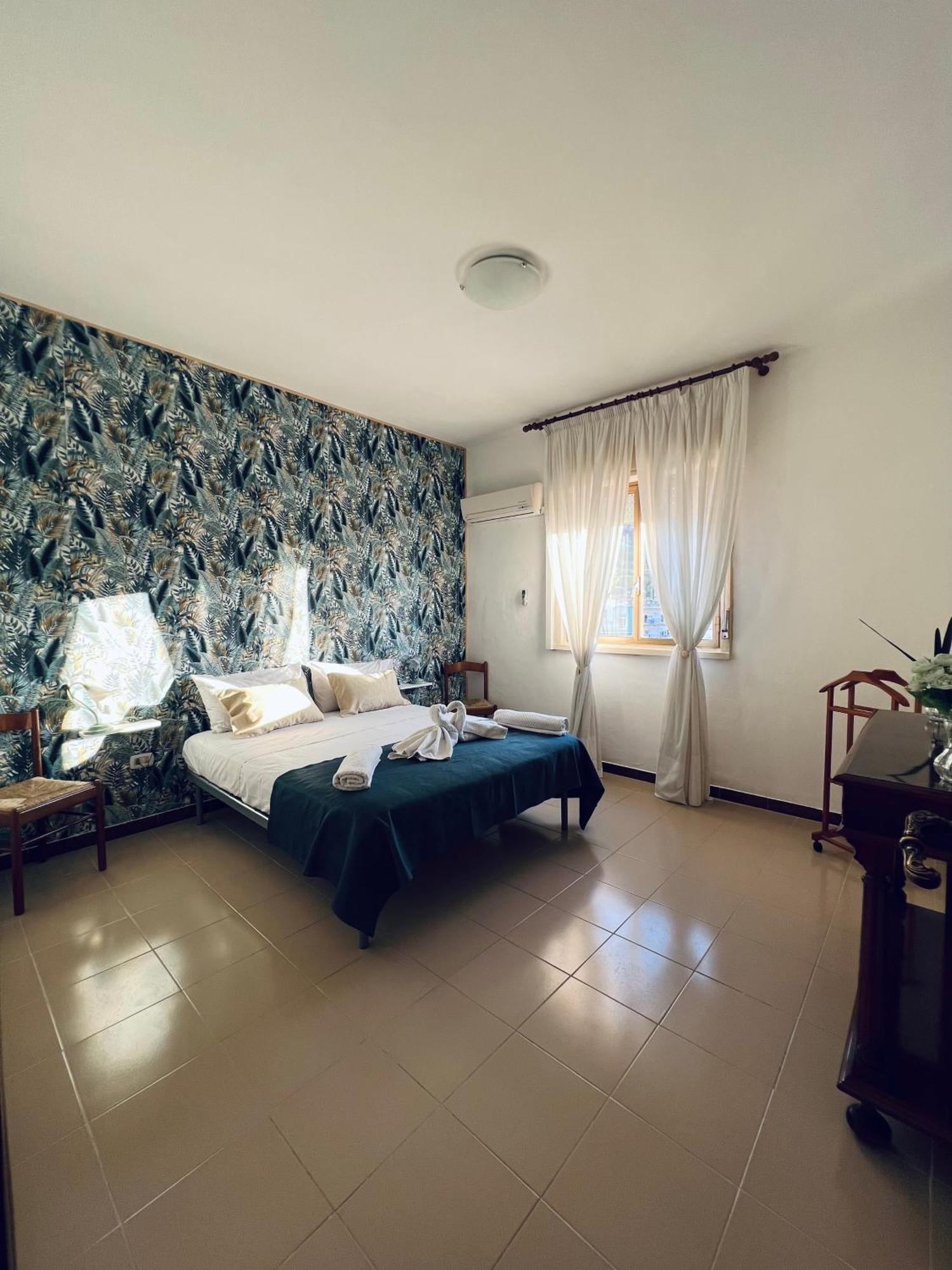 Apartmán Sun House Palermo Exteriér fotografie